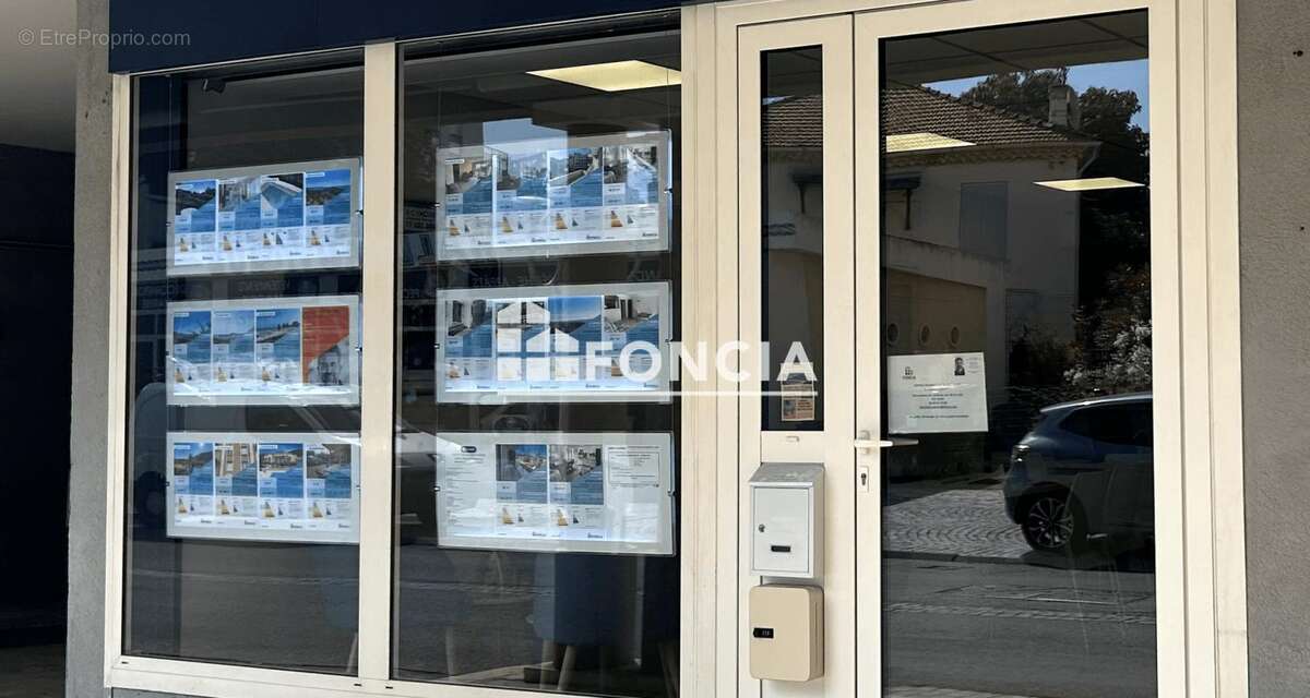 Parking à CAVALAIRE-SUR-MER