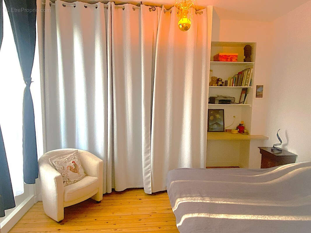 Appartement à NEUVILLE-SUR-SAONE