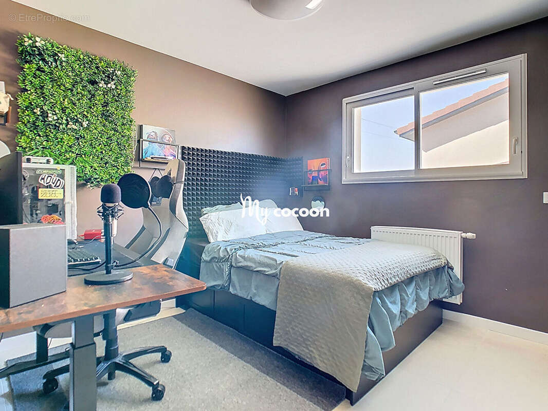 Maison - T5 - 145 m² - photo 13