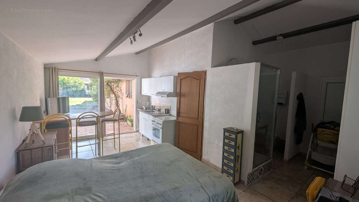 Maison à SAINTE-ANASTASIE-SUR-ISSOLE