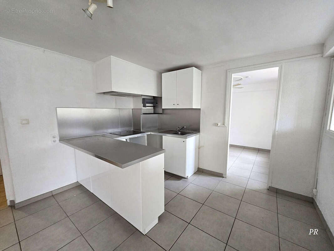 Appartement à CADOLIVE