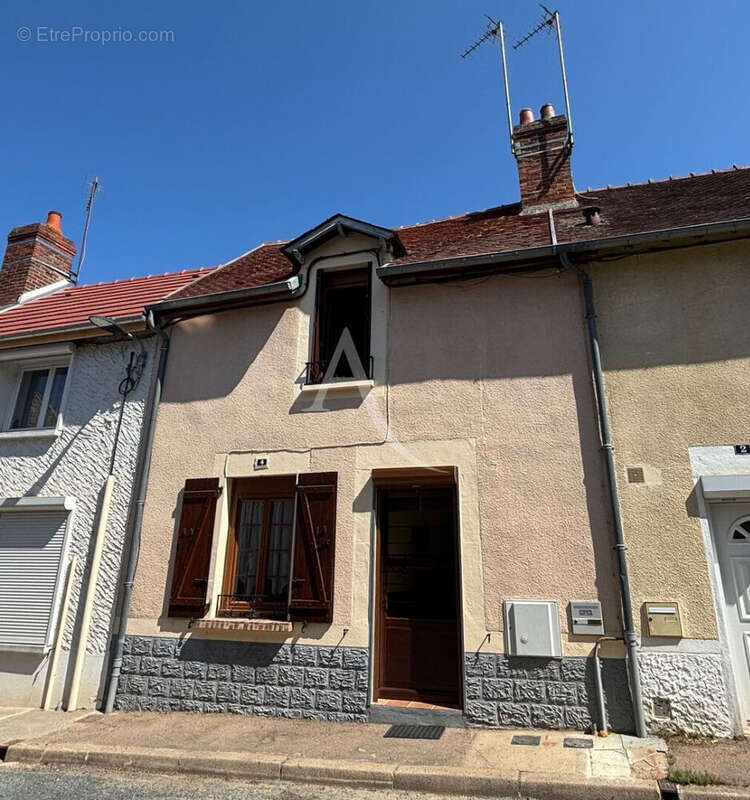 Maison à FOURCHAMBAULT