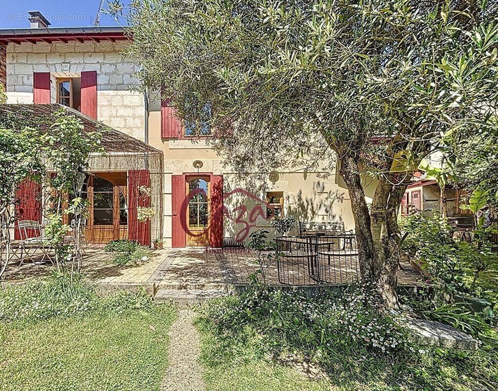 Maison à CAMBLANES-ET-MEYNAC