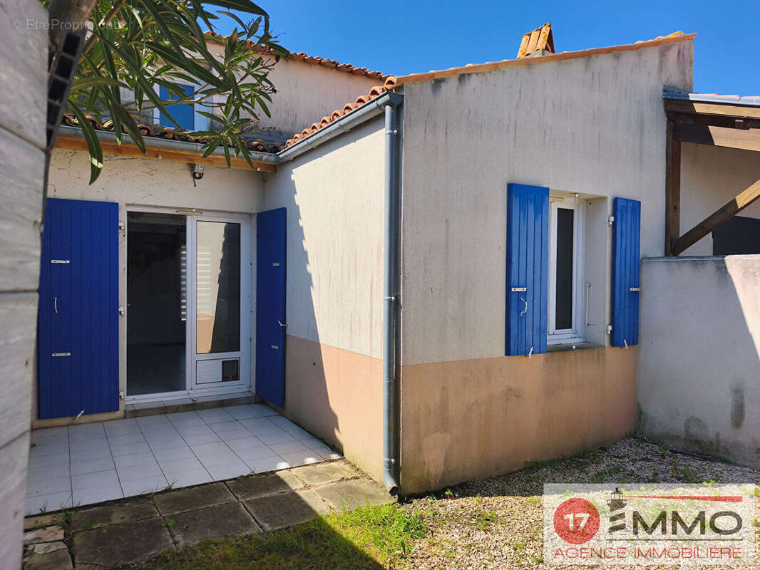 Maison à LA BREE-LES-BAINS