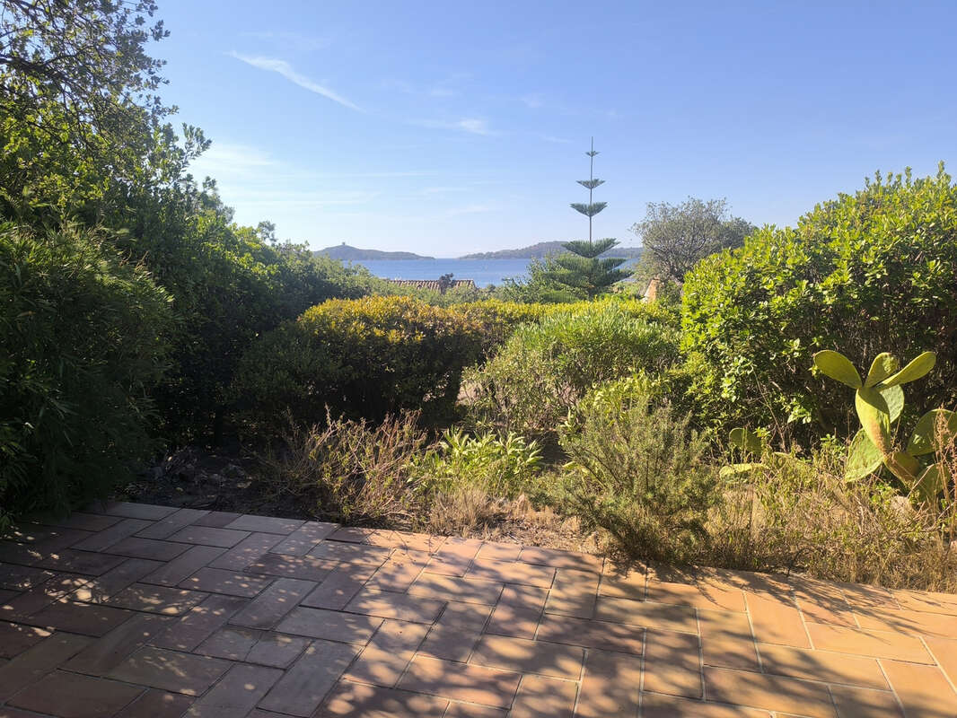 Villa vue mer, plage à pied - photo 8