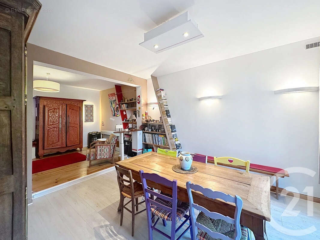 Maison à VELONE-ORNETO