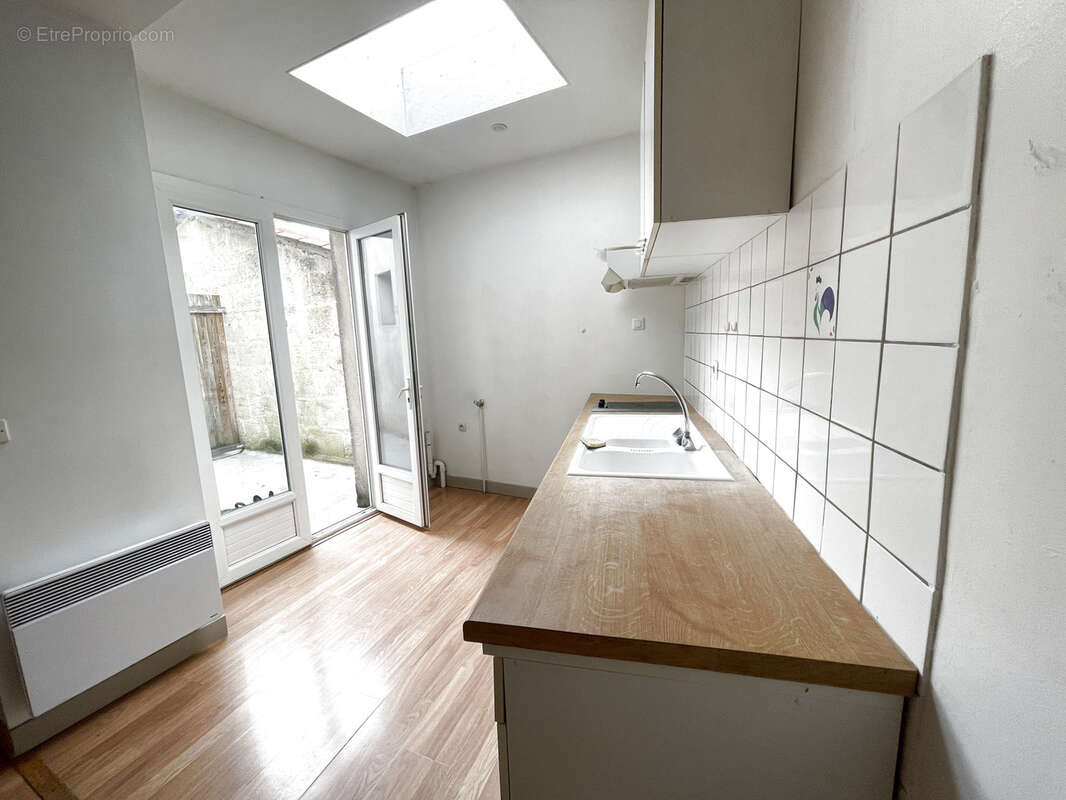 Appartement à BORDEAUX