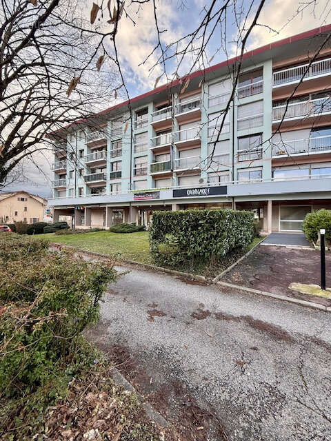 Commerce à DIVONNE-LES-BAINS