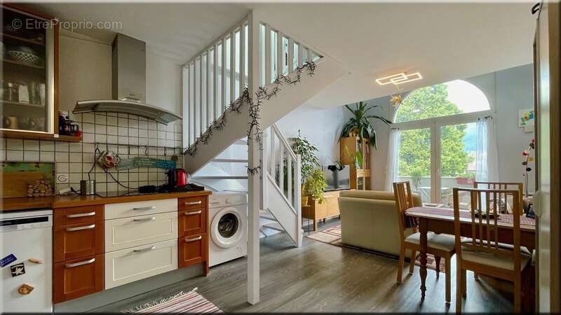 Appartement à SEGNY