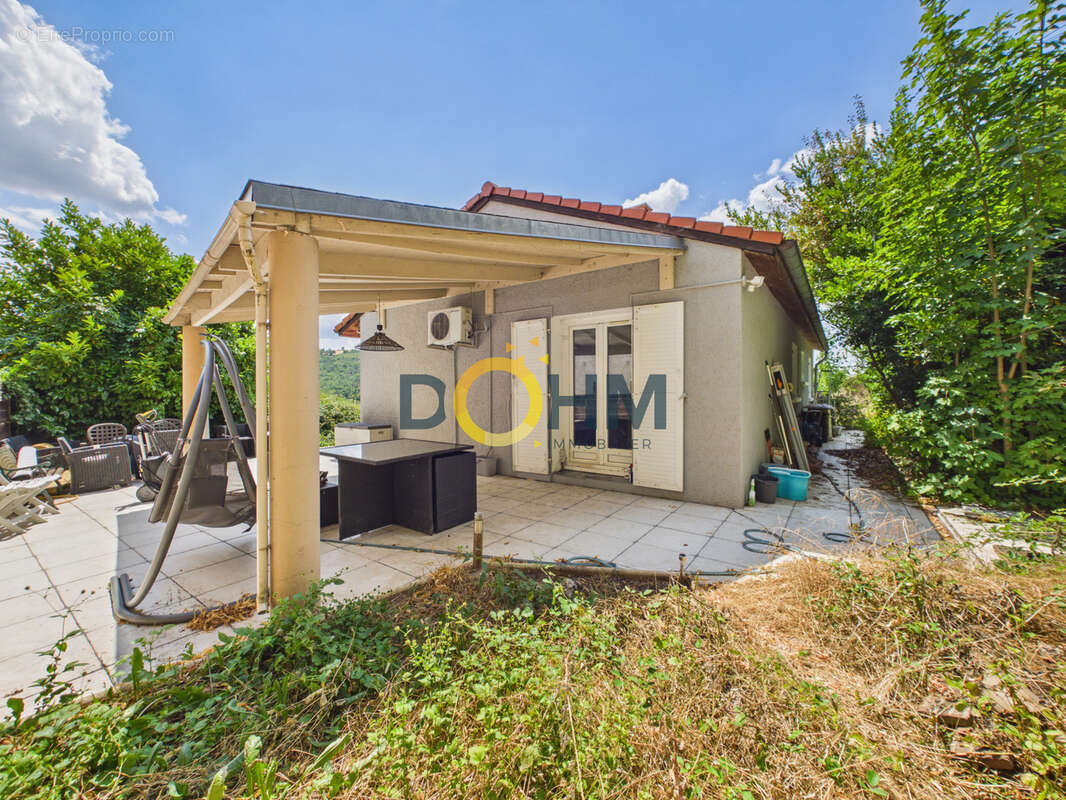 Maison à LA FOUILLOUSE