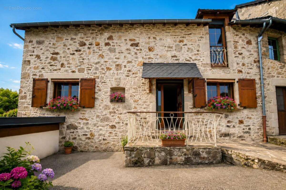 Maison à NAJAC