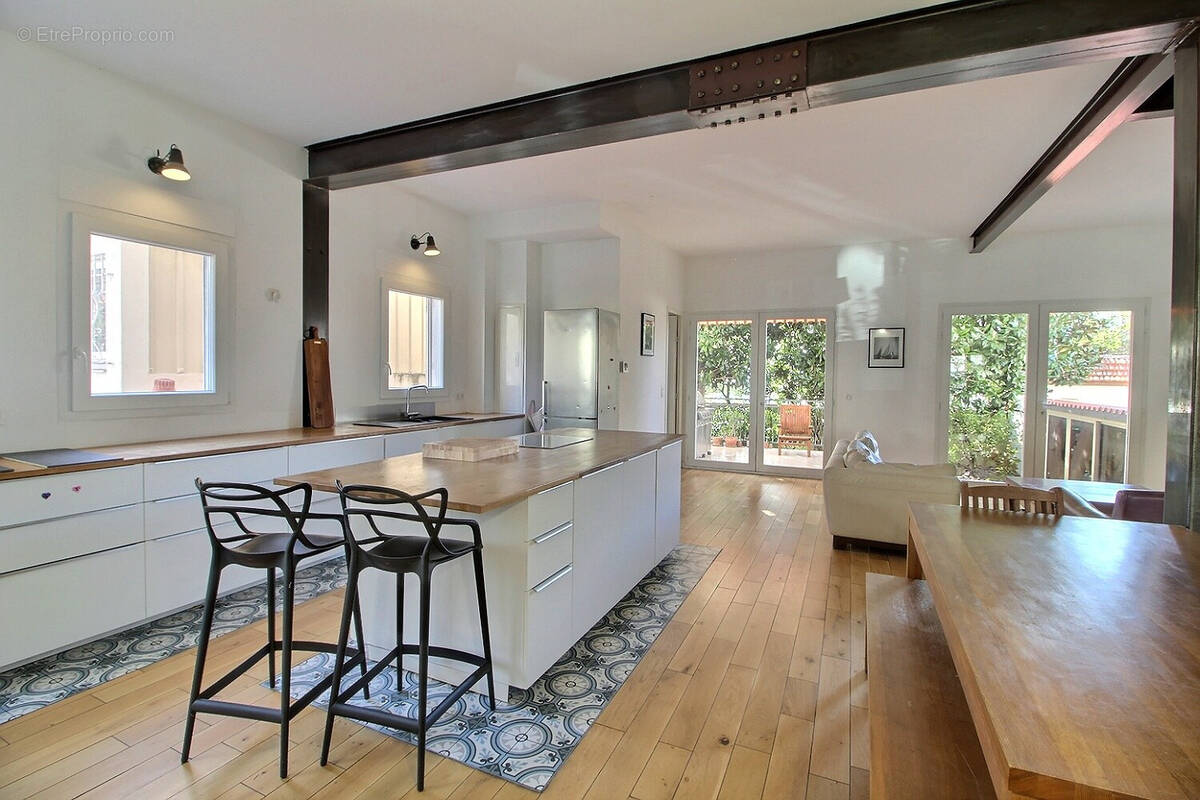 Maison à MARSEILLE-8E