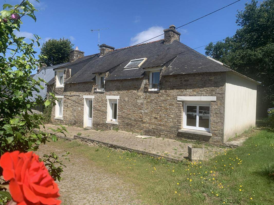 Maison à PLUVIGNER