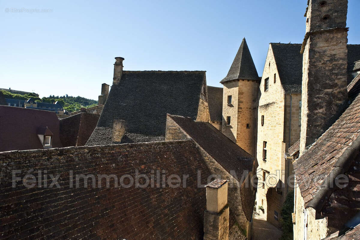 Appartement à SARLAT-LA-CANEDA