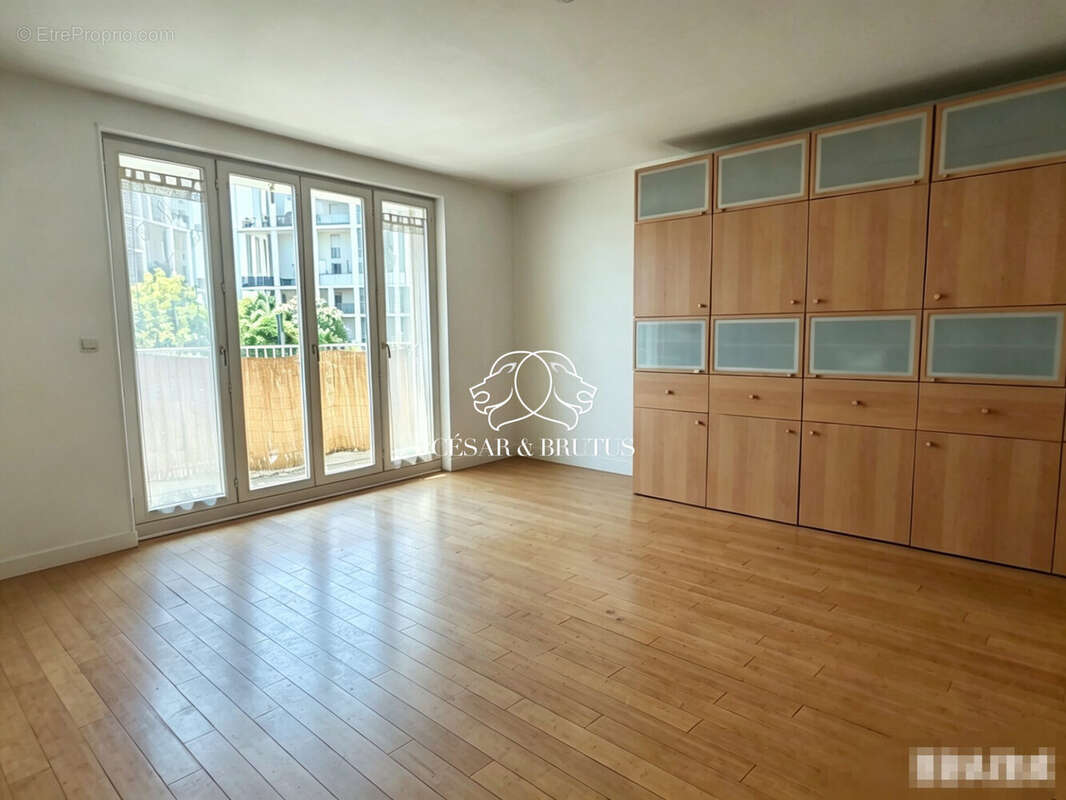 Séjour - Appartement à LYON-8E
