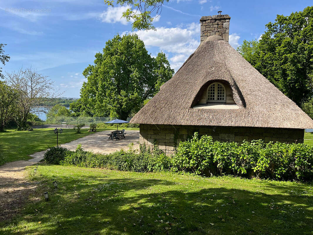 Maison à LOGONNA-DAOULAS