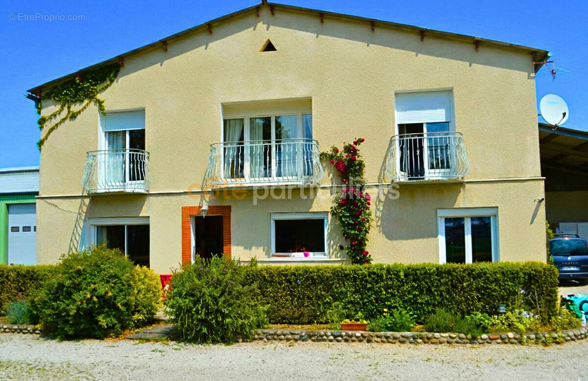Maison à POUYASTRUC