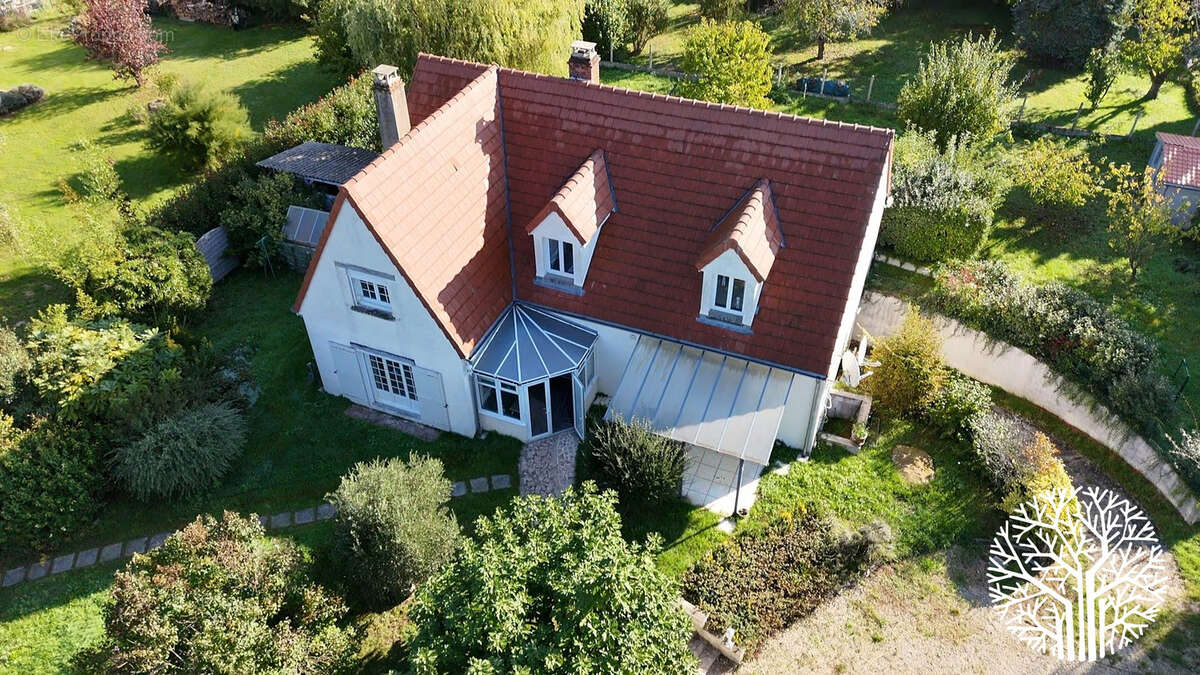 Maison à MILLY-LA-FORET