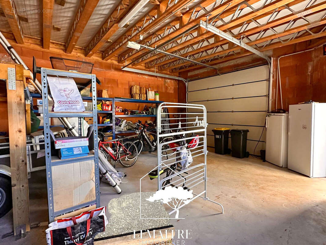 Maison à LES MATHES