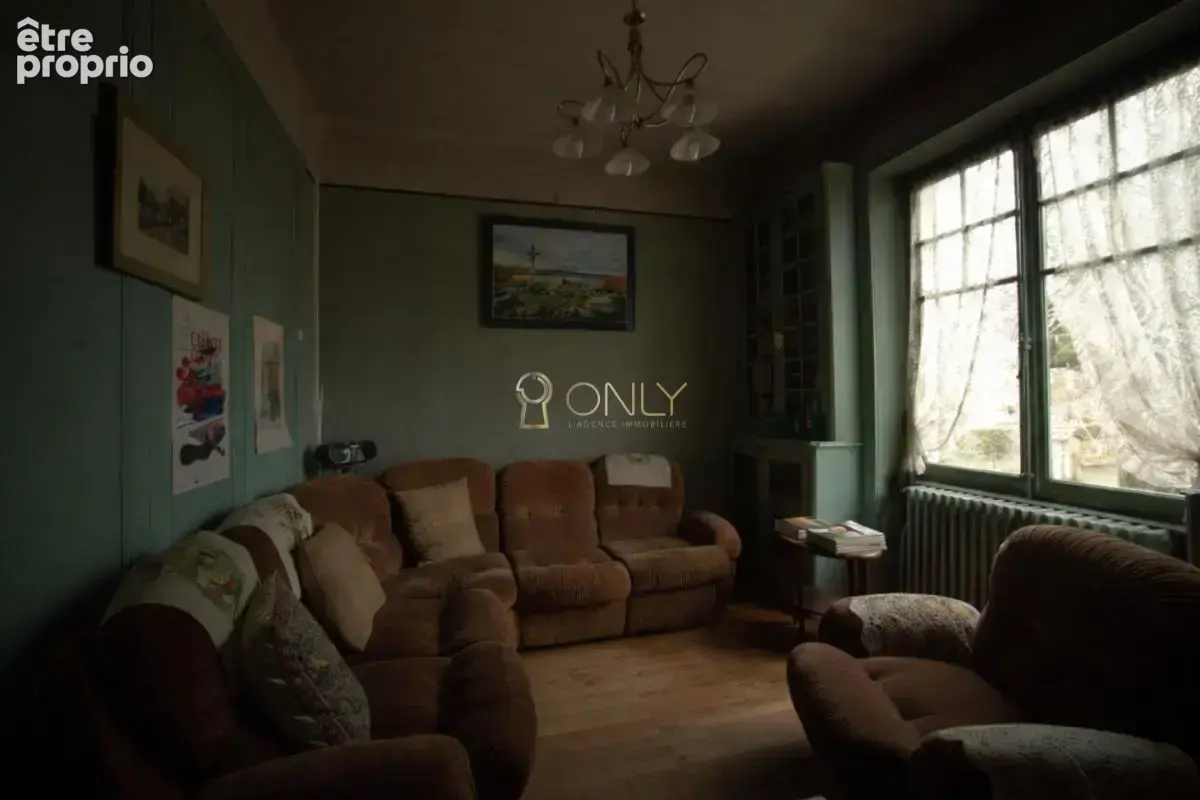 Neuville-sur-Saône, Maison à rénover, 5 chambres - photo 5