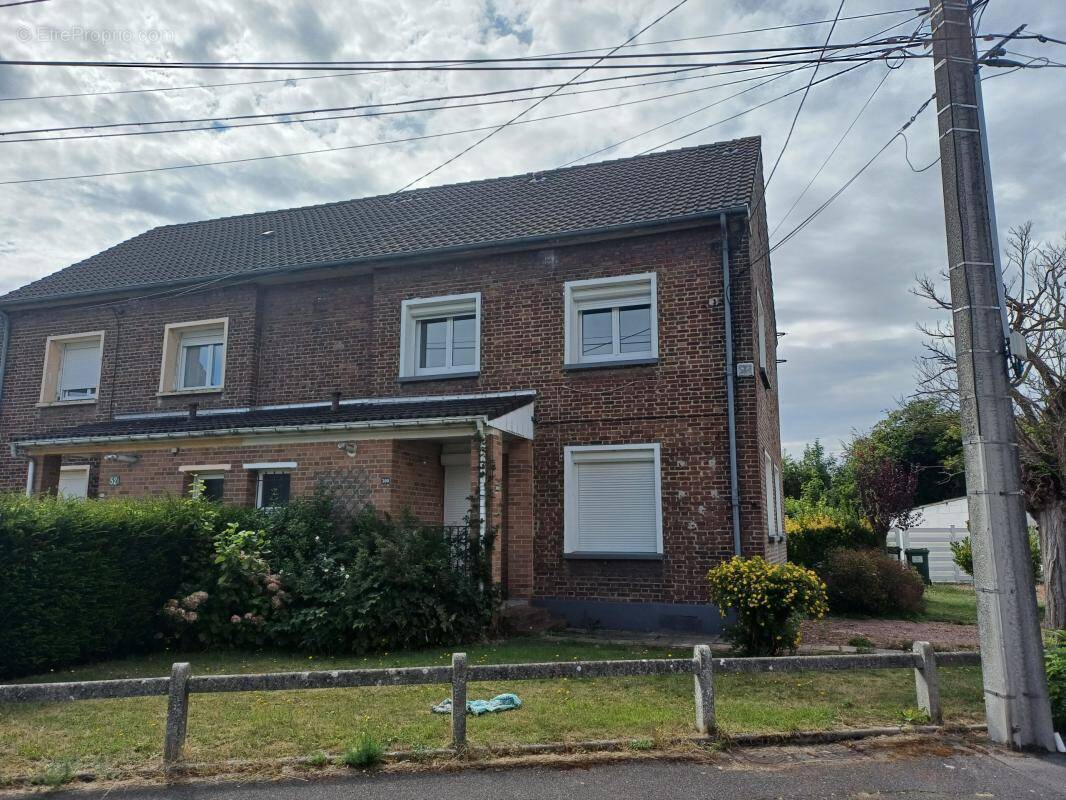 Maison à BRUAY-LA-BUISSIERE