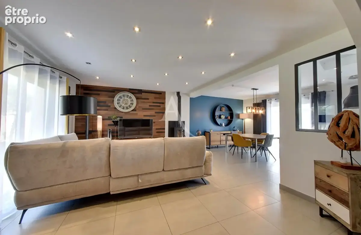 Maison individuelle 7 pièces 156 m² Chevry-Cossigny - superbes prestations ! - photo 3