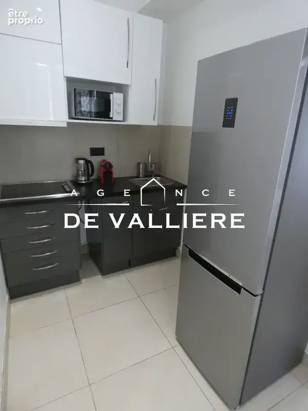 Studio 33 m² hypercentre Nanterre - photo 5