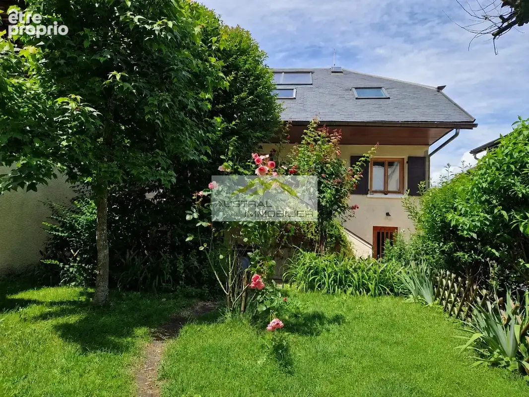 La Motte-Servolex - Maison T6 de 145 m2 avec jardin - photo 1