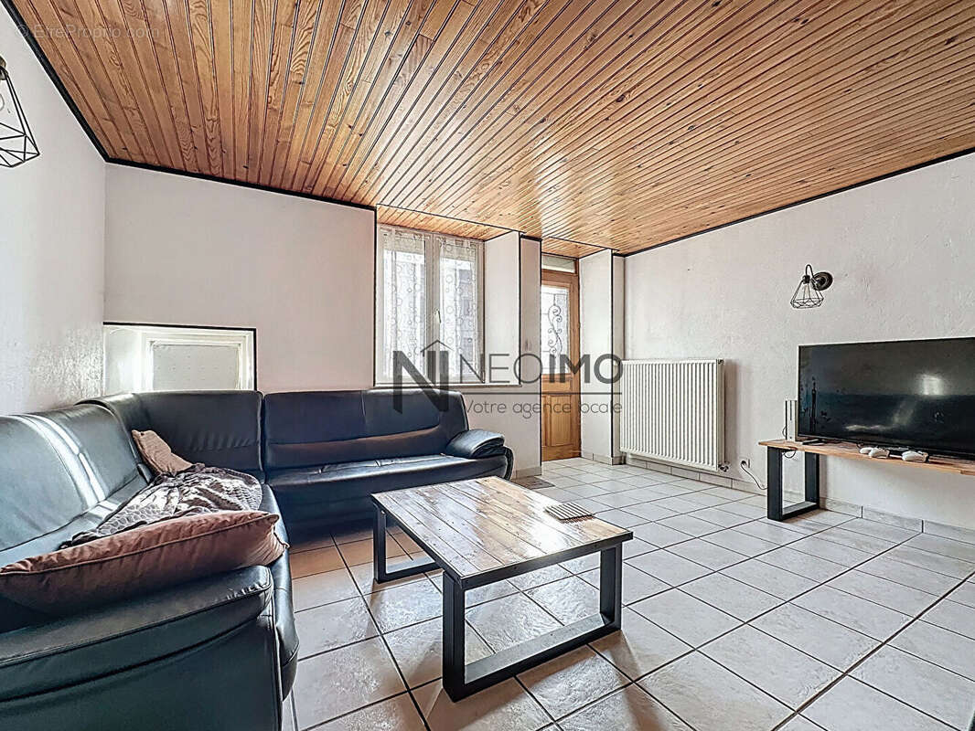 Maison belle superficie - photo 2