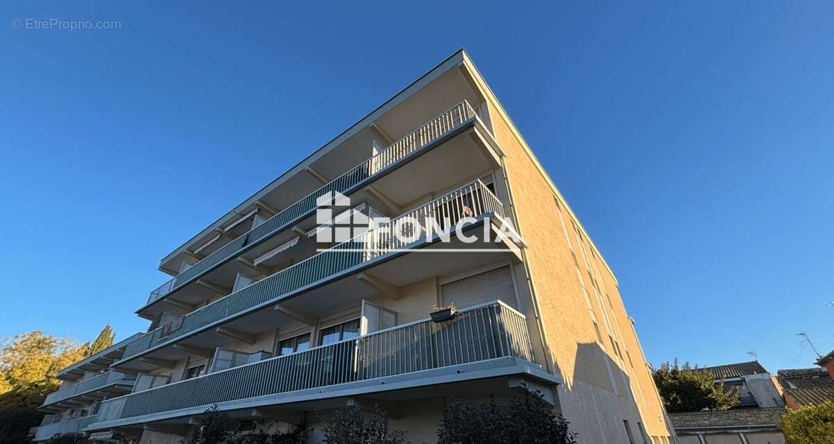 Appartement à LUNEL