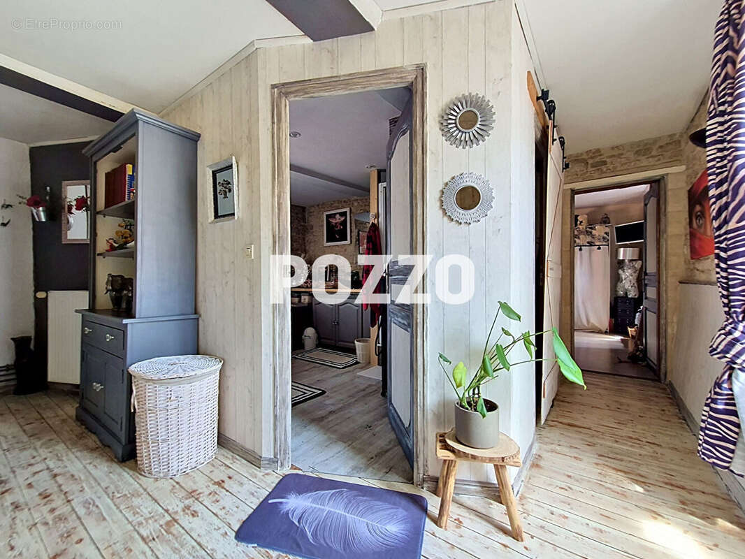 A VENDRE Maison Colombiers -sur-seulles 124 m2 - photo 12