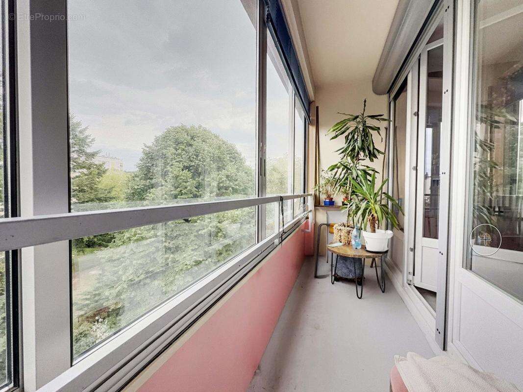 Appartement à CHENOVE