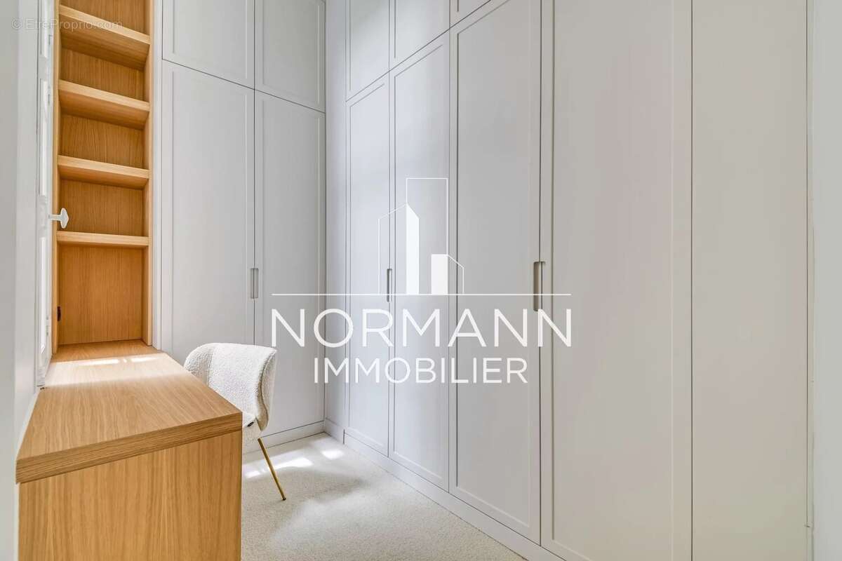 Appartement à PARIS-9E