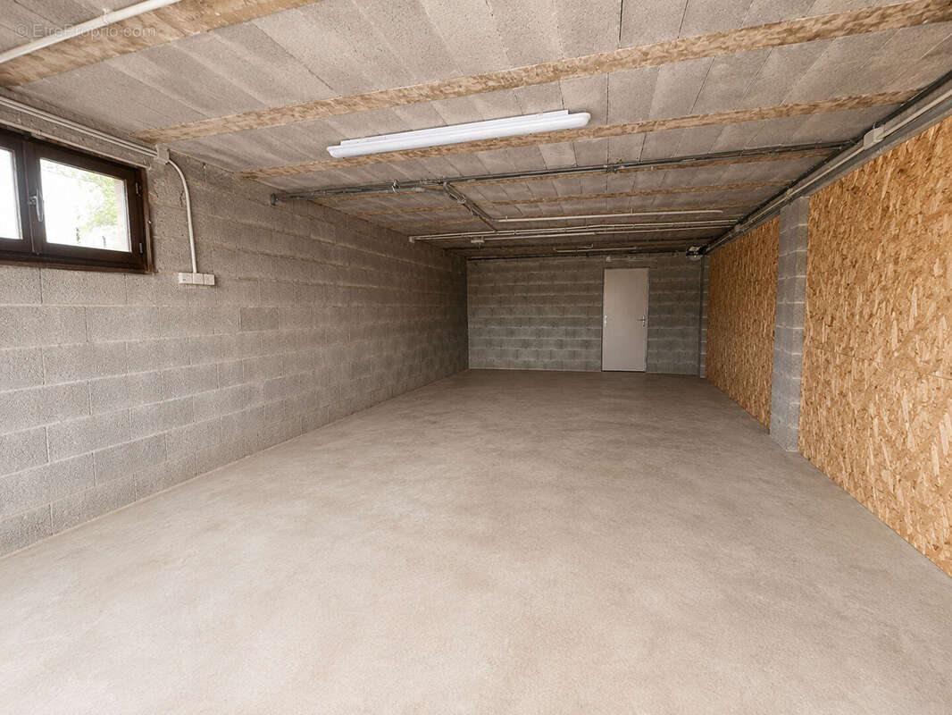 Maison avec grande parcelle de terrain - photo 14