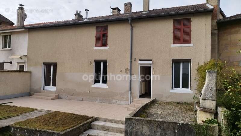 Maison à LISLE-EN-RIGAULT