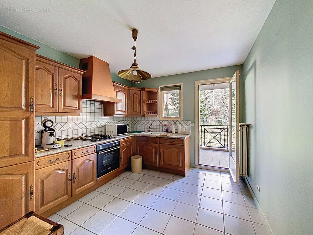 Appartement à LA FOUILLOUSE