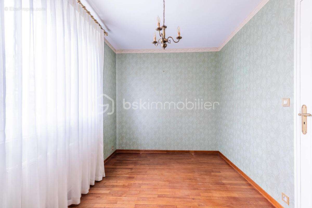 Maison à SAINT-MICHEL-SUR-ORGE