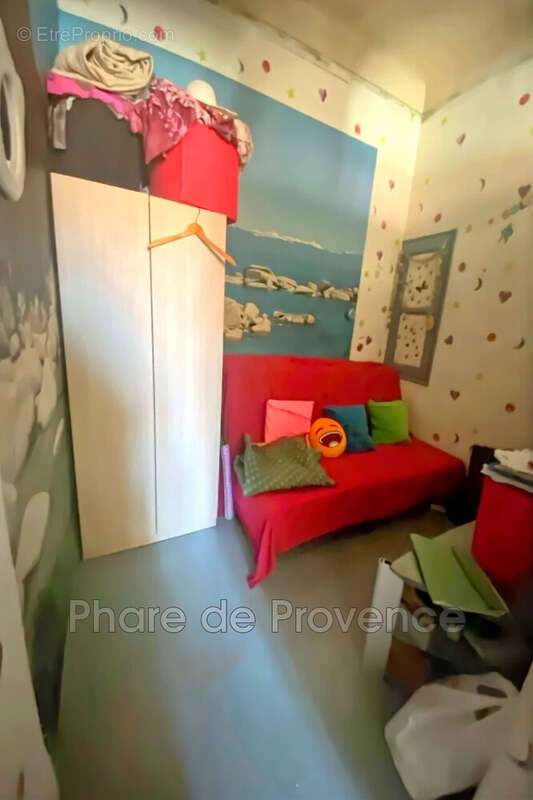 Appartement à MARSEILLE-2E