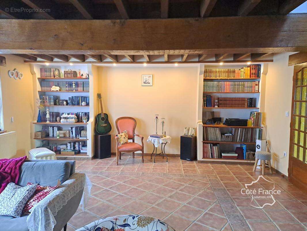 Maison à SAINT-GOBERT