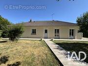 Photo 1 - Maison à CHATRES