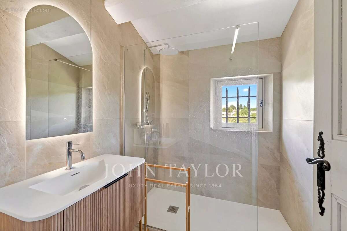 Bastide contemporaine rénovée aux portes d’Aix-en-Provence - photo 30