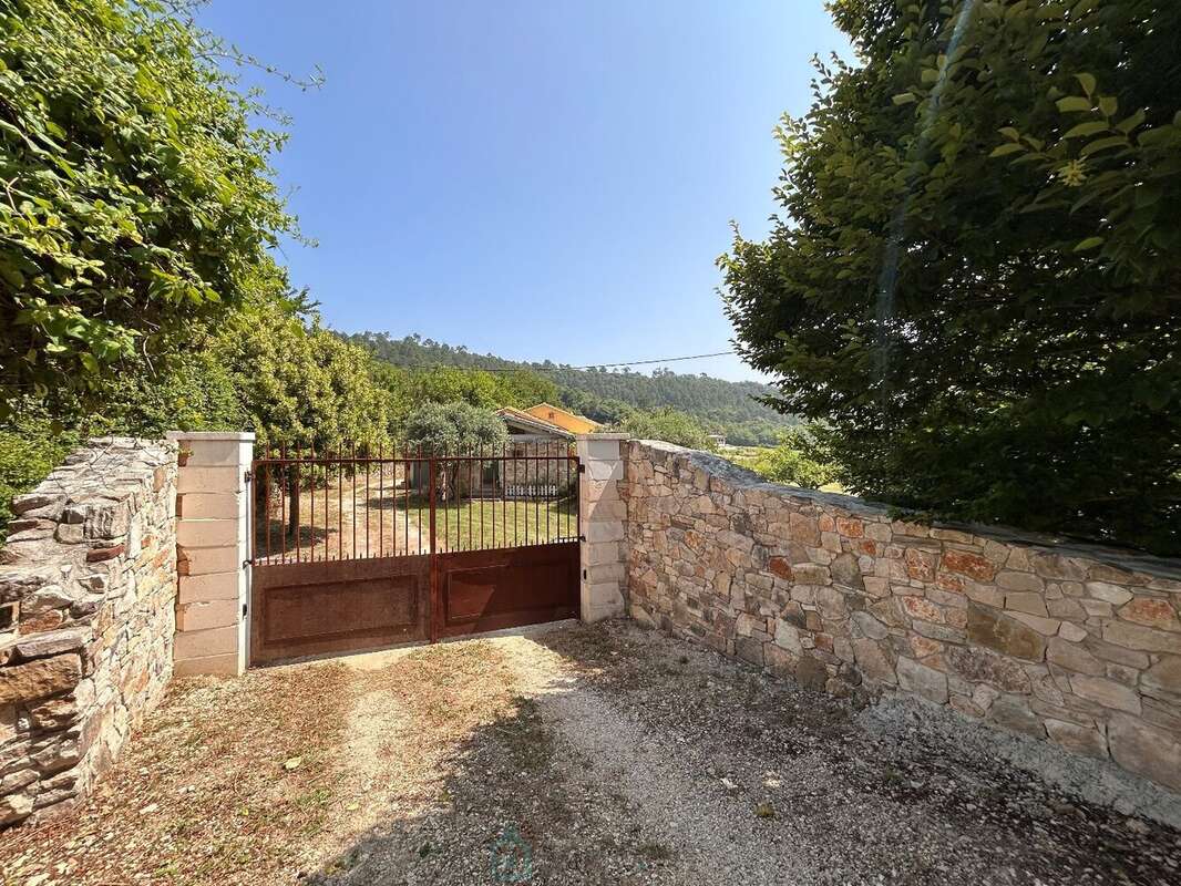 Maison à GOUDARGUES