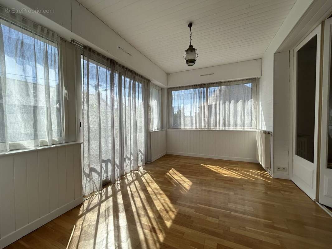 Maison 177 m² à Saint-Brieuc  - photo 6