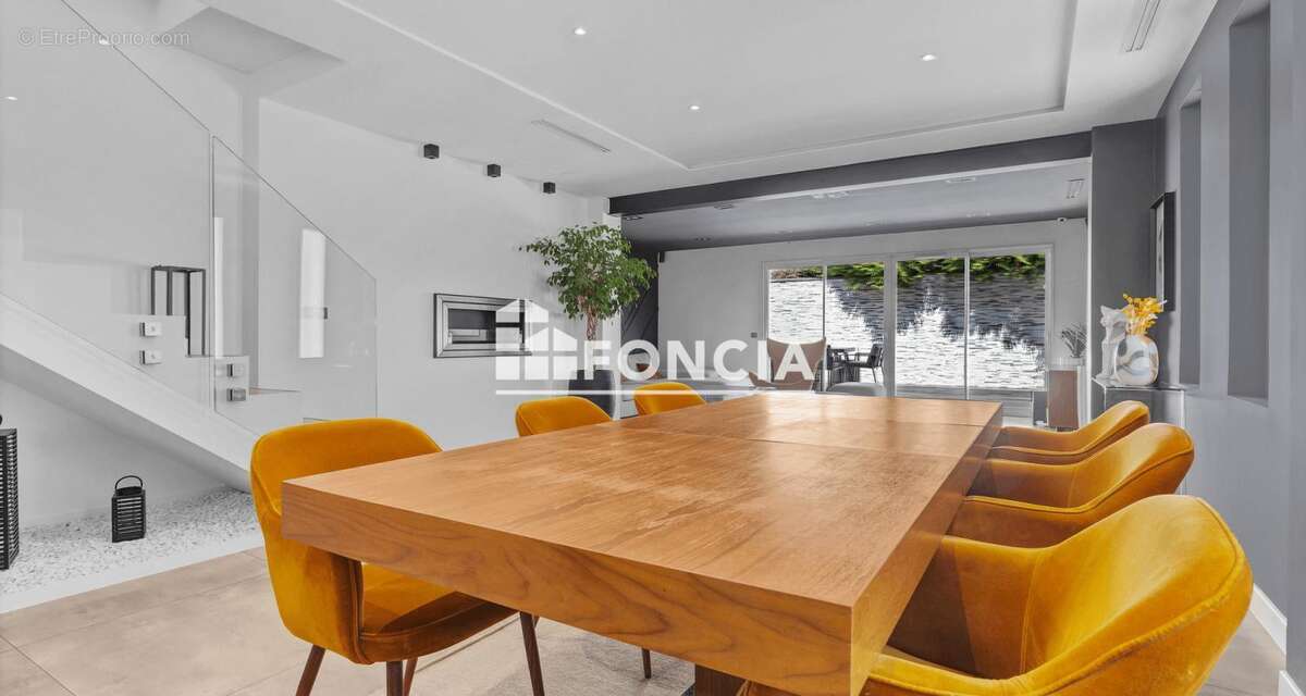 Belle Maison d'architecte  haute game a chilly-Mazarin - photo 3