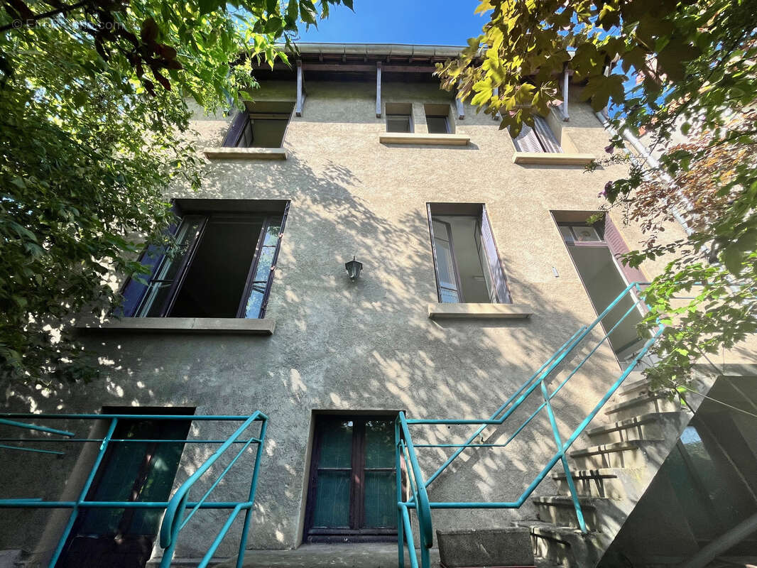 Maison à YZEURE