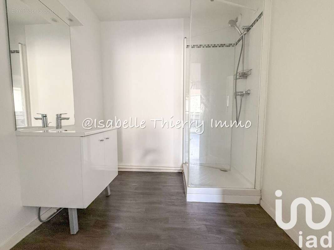 Photo 9 - Appartement à MONTLHERY