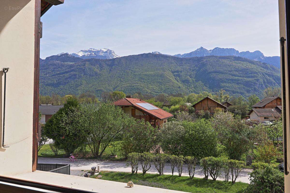 Maison à LATHUILE