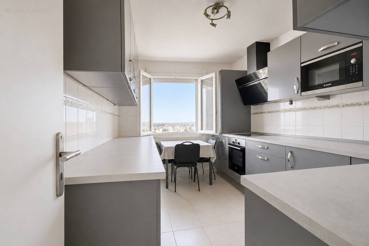 Appartement à COLOMBES