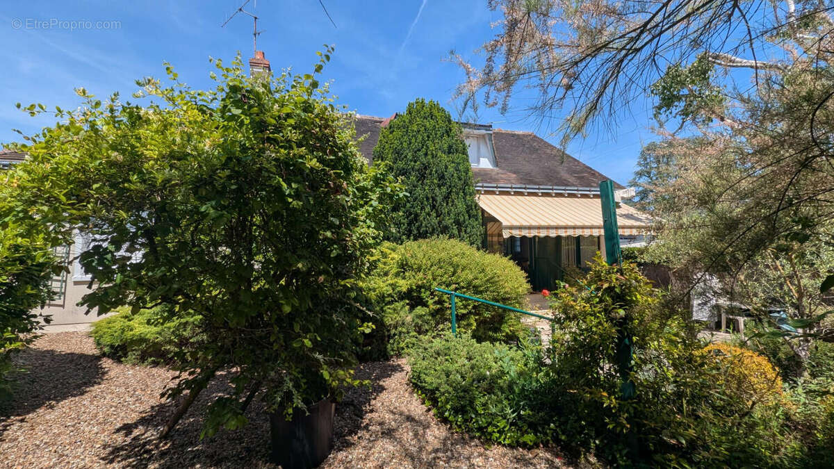 Maison 176 m² à Amboise  - photo 15