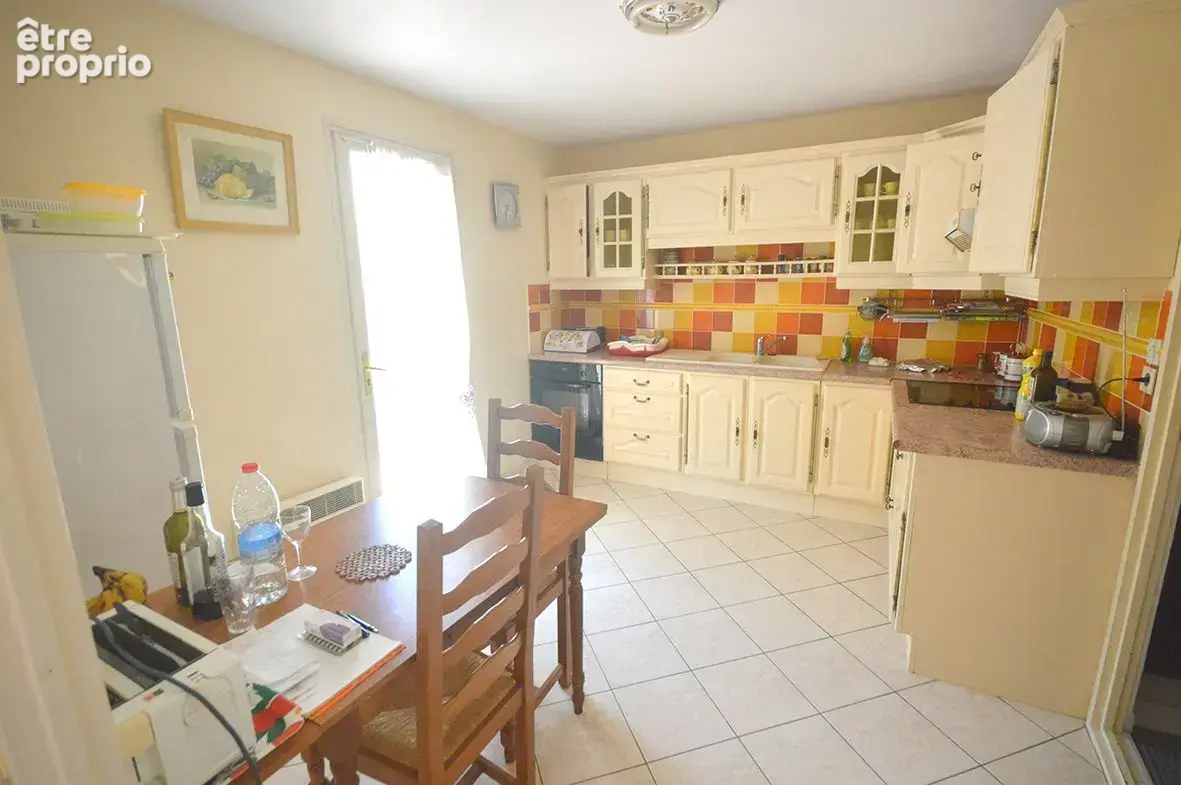 Maison 86 m² à Saint-Georges-De-Didonne  - photo 6